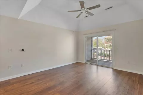 Living - 96 Mill St #303, Woonsocket, RI 02895 photo 8 of 11