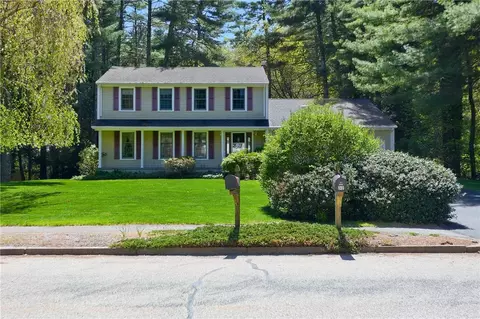 30 Wood Cove Dr, Coventry, RI 02816