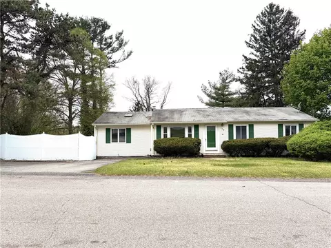 178 Hilton Rd, Warwick, RI 02889