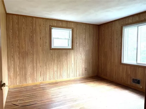 Bedroom - 178 Hilton Rd, Warwick, RI 02889 photo 3 of 6