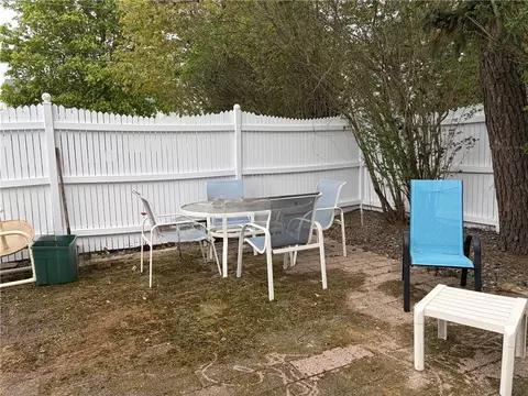 Exterior - 178 Hilton Rd, Warwick, RI 02889 photo 10 of 10