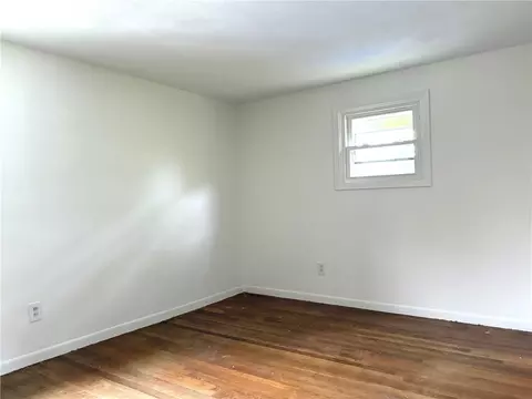 Bedroom - 178 Hilton Rd, Warwick, RI 02889 photo 1 of 6