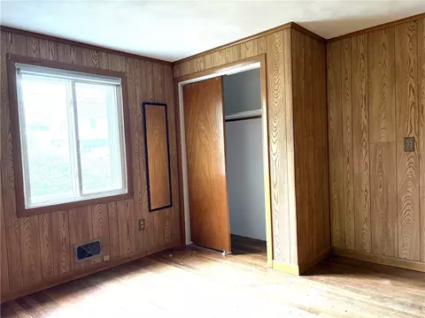 Bedroom - 178 Hilton Rd, Warwick, RI 02889 photo 4 of 6