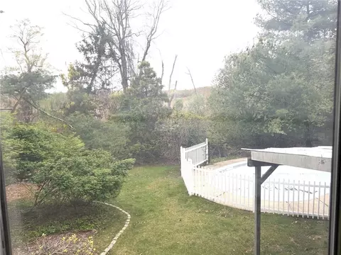 Exterior - 178 Hilton Rd, Warwick, RI 02889 photo 9 of 10