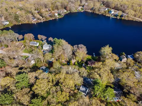 View/Area - 31 W Shore Dr, Exeter, RI 02822 photo 12 of 13