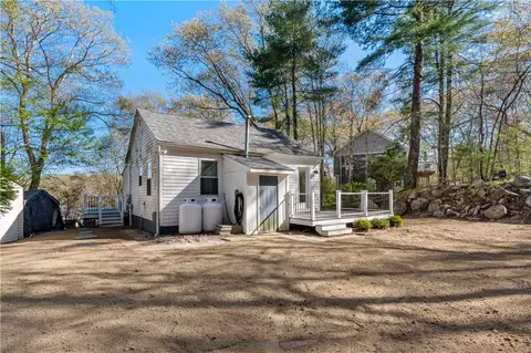 Exterior - 31 W Shore Dr, Exeter, RI 02822 photo 4 of 5