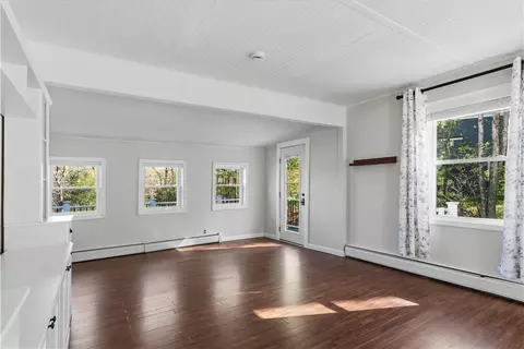 Living - 31 W Shore Dr, Exeter, RI 02822 photo 3 of 5