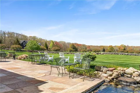 Exterior - 1 Geralds Farm Dr, Exeter, RI 02822 photo 5 of 13
