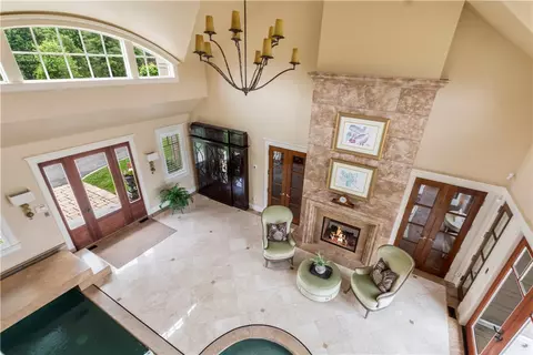 Entry Way - 1 Geralds Farm Dr, Exeter, RI 02822 photo 2 of 3