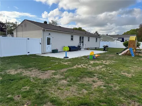 Exterior - 110 Marigold Dr, Warwick, RI 02889 photo 6 of 11