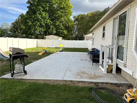 Exterior - 110 Marigold Dr, Warwick, RI 02889 photo 11 of 11
