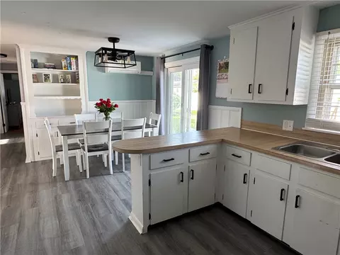 Kitchen - 110 Marigold Dr, Warwick, RI 02889 photo 3 of 5