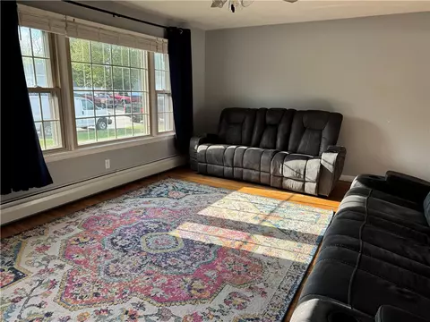 Living - 110 Marigold Dr, Warwick, RI 02889 photo 3 of 3