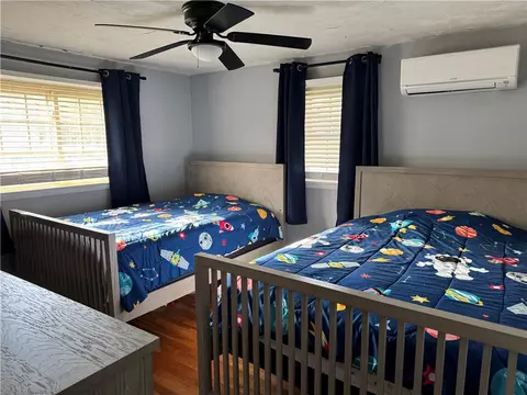 Bedroom - 110 Marigold Dr, Warwick, RI 02889 photo 4 of 5