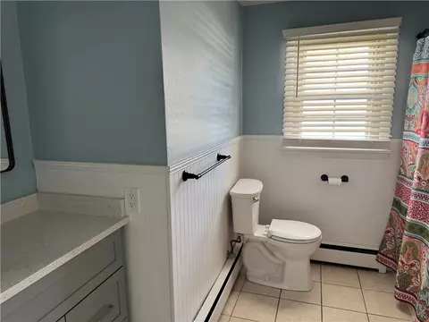 Bath - 110 Marigold Dr, Warwick, RI 02889 photo 2 of 2