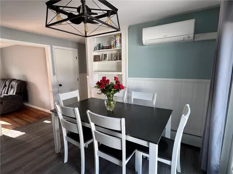 Dining - 110 Marigold Dr, Warwick, RI 02889 photo 4 of 4