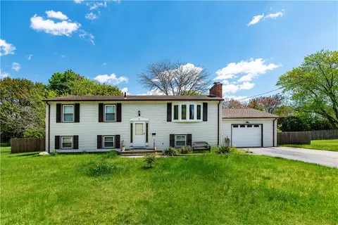 19 Mark Dr, North Kingstown, RI 02852
