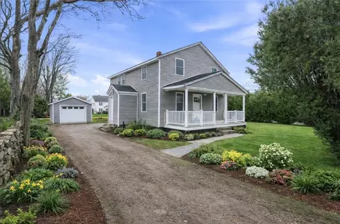 188 Greene Ln, Middletown, RI 02842