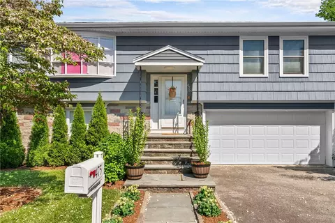 475 Elmgrove Ave, Providence, RI 02906
