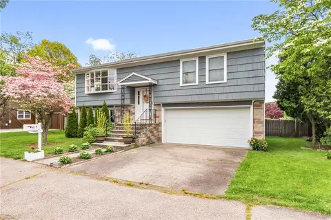 475 Elmgrove Ave, Providence, RI 02906
