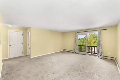 Living - 283 Privilege St #4, Woonsocket, RI 02895 photo 3 of 3