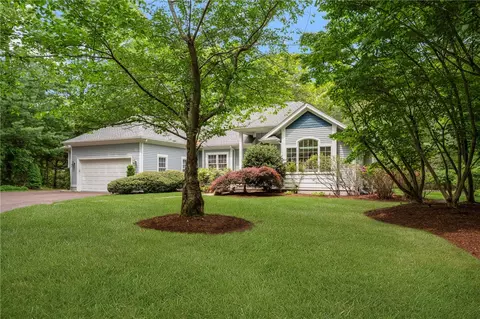 2197 Middle Rd, East Greenwich, RI 02818