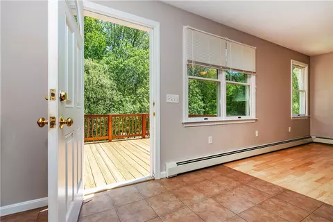 Entry Way - 41 Edies Ln, Exeter, RI 02822 photo 7 of 7