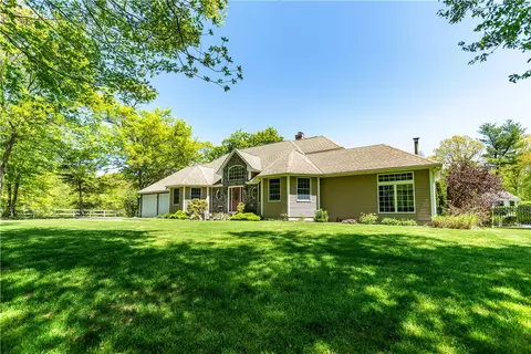 Exterior - 41 Edies Ln, Exeter, RI 02822 photo 2 of 13