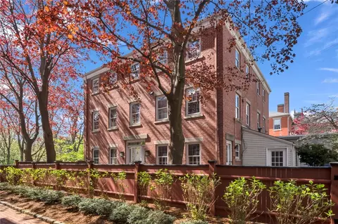 201 N Main St, Providence, RI 02906