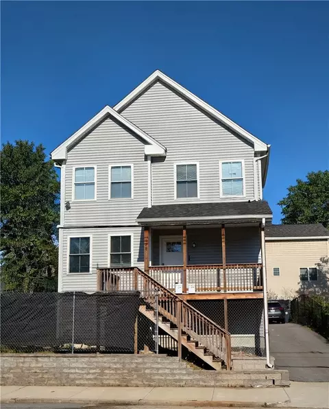 128 Rugby St, Providence, RI 02905