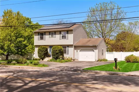 591 Sandy Ln, Warwick, RI 02889