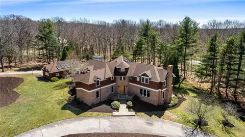 35 River Run, East Greenwich, RI 02818
