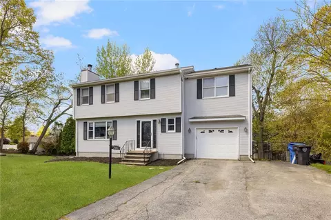 64 Long Ct, Cranston, RI 02920
