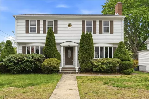 43 Isabella Ave, Providence, RI 02908