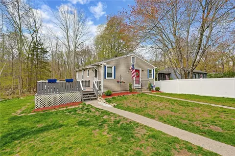 425 S Main St, Pascoag, RI 02859