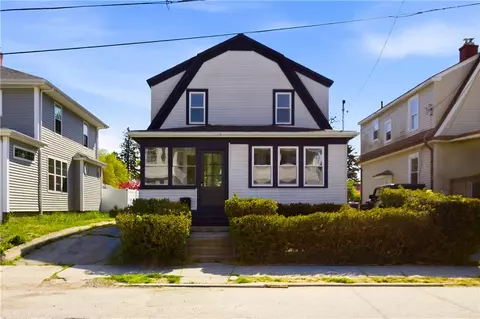 18 Harding Ave, Cranston, RI 02905
