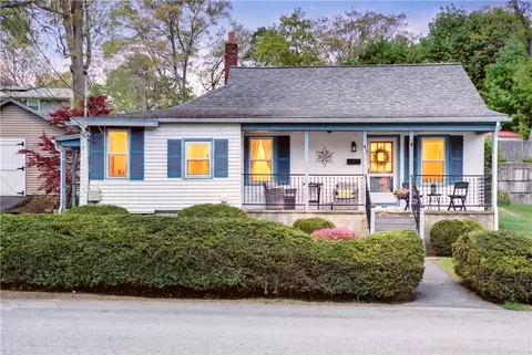 47 Revere Ave, West Warwick, RI 02893