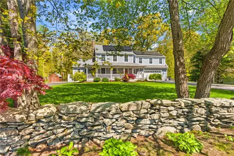 434 Quidnessett Rd, North Kingstown, RI 02852