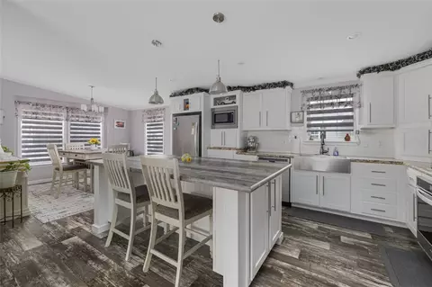 Kitchen - 40 Hemlock Rd, Glocester, RI 02814 photo 2 of 4