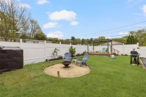 Exterior - 40 Hemlock Rd, Glocester, RI 02814 photo 8 of 11