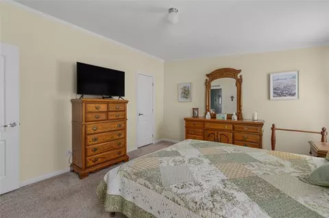 Bedroom - 40 Hemlock Rd, Glocester, RI 02814 photo 2 of 4