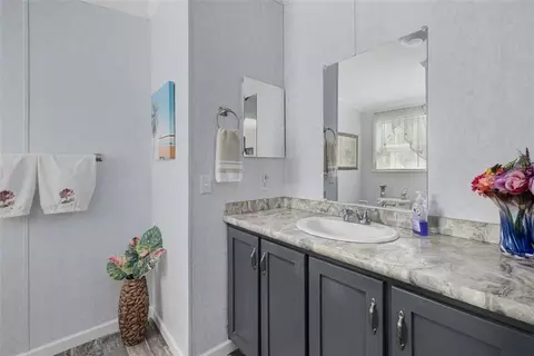 Bath - 40 Hemlock Rd, Glocester, RI 02814 photo 2 of 5
