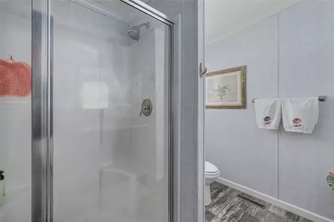 Bath - 40 Hemlock Rd, Glocester, RI 02814 photo 3 of 5