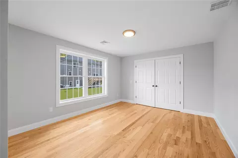 188 St Louis Ave, Woonsocket, RI 02895 photo 22