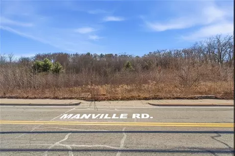 413 Manville Rd, Woonsocket, RI 02895 photo 5