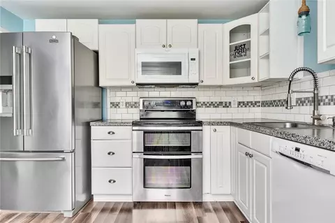 Kitchen - 6 Marion St, Westerly, RI 02891 photo 3 of 6
