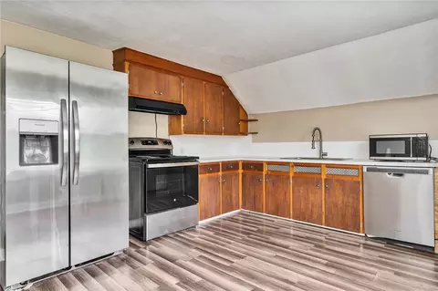 Kitchen - 6 Marion St, Westerly, RI 02891 photo 5 of 6