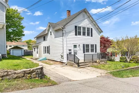 6 Marion St, Westerly, RI 02891