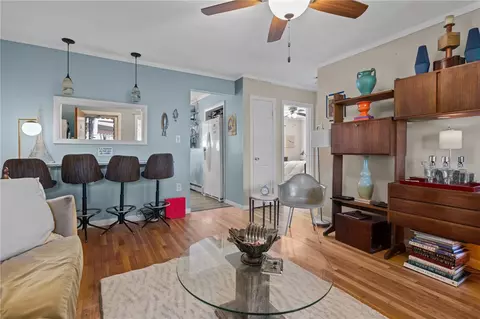 72 W Shore Rd #104, Warwick, RI 02889