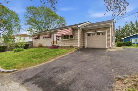 107 Irene Blvd, Woonsocket, RI 02895 photo 18